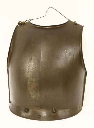 Lot 34 - An heavy iron breastplate