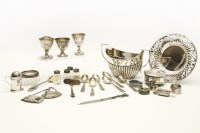 Lot 72 - Various small silver items