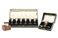 Lot 110 - Cased silver items: a set of 6 small cups
