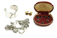 Lot 108A - A collection of costume jewellery