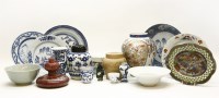 Lot 238 - A collection of mixed Chinese porcelain
