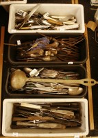 Lot 213 - A quantity of mixed cutlery