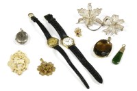 Lot 71 - A collection of jewellery