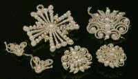 Lot 2 - A Georgian graduated seed pearl Maltese cross brooch/pendant
