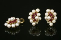Lot 737 - An 18ct gold ruby