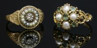 Lot 28 - A diamond and split pearl cluster ring