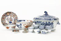 Lot 188 - Chinese ceramics; blue and white export tureen