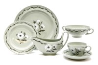 Lot 225 - A Wedgewood Aster pattern dinner service