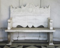 Lot 549 - A white marble garden seat