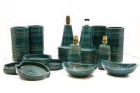 Lot 204 - Italian turquoise pottery items