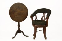 Lot 463 - A small mahogany circular tripod table