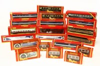 Lot 255 - Hornby 00 coaches and electric trains