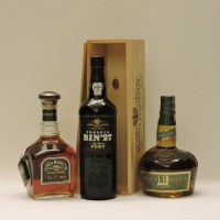 Lot 210 - Assorted to include: Dunhill Speyside Blend