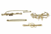 Lot 42 - Four assorted bar brooches