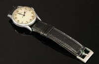 Lot 532 - A gentlemen's chrome-plated Omega military mechanical strap watch