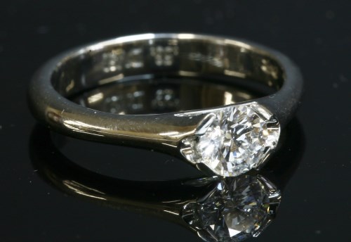 Lot 450 - A platinum single stone stone diamond ring
