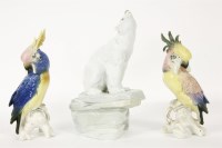 Lot 346 - A pair of porcelain cockatoos