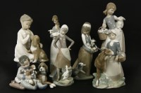 Lot 260 - A collection of Lladro figures