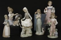 Lot 222 - A collection of Lladro figures