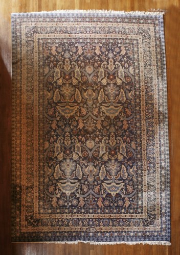 Lot 324 - An Indo-Ziegler wool carpet