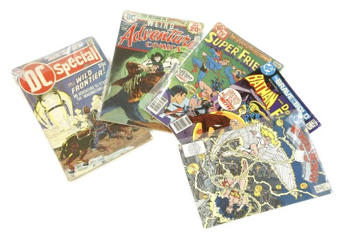 Lot 242 - A large collection of approximately 250 comics
