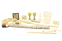 Lot 114 - A quantity of late 19th century and early 20th century Chinese carved ivory