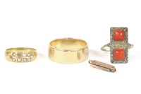 Lot 3 - An 18ct gold wedding ring