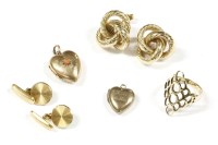 Lot 149 - A pair of gold circular chain link cufflinks