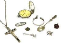 Lot 170 - A collection of silver items