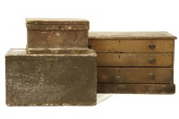 Lot 534 - Tool chest with three drawers and tools