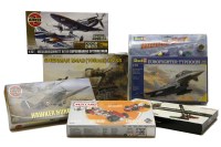 Lot 417 - An assortment of model kits to include