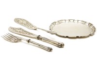 Lot 210 - A pair of silver handled fish servers