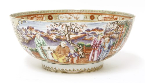 Lot 1084 - A Chinese Canton enamelled bowl