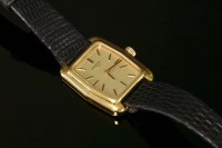 Lot 624 - A ladies' 9ct gold Longines mechanical strap watch