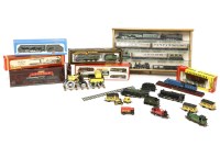 Lot 315 - A collection of locomotives