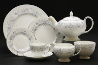 Lot 297 - A Wedgwood Belle Fleur dinner service