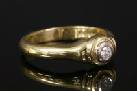Lot 764 - An 18ct gold single stone diamond ring