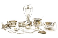 Lot 186 - A small quantity of various silver items