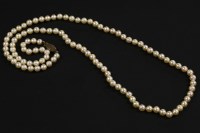 Lot 13 - A single row uniform cultured pearl necklace