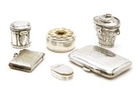 Lot 105 - A group of various silver boxes to include a Georgian silver vinaigrette