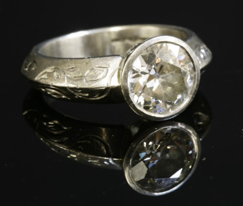 Lot 406 - A platinum single stone diamond ring