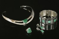 Lot 700 - A silver Taxco malachite bracelet by Monteros 970