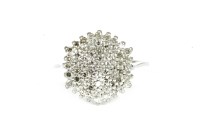 Lot 226 - A white gold diamond set hexagonal cluster ring