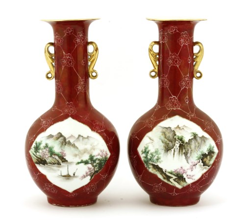 Lot 1520 - A pair of Chinese vases