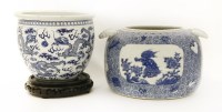 Lot 1528 - A Chinese blue and white planter