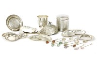 Lot 322 - A collection of Middle Eastern silver items