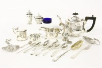 Lot 305 - Sundry silver items