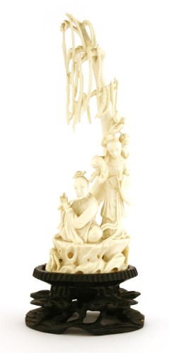 Lot 1276 - A Chinese ivory carving