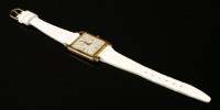Lot 544 - A gentlemen's 18ct gold Universal Genève mechanical strap watch