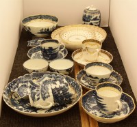 Lot 680 - Various items of New Hall porcelain